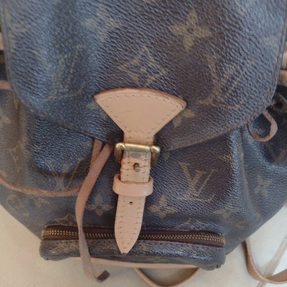 Louis Vuitton Montsouris MINI backpack! - Picture 10 of 15